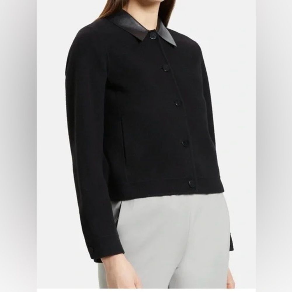 Theory Black Cropped Wool/ Cashmere Felt Lamb Leather Collar Jacket Size 4